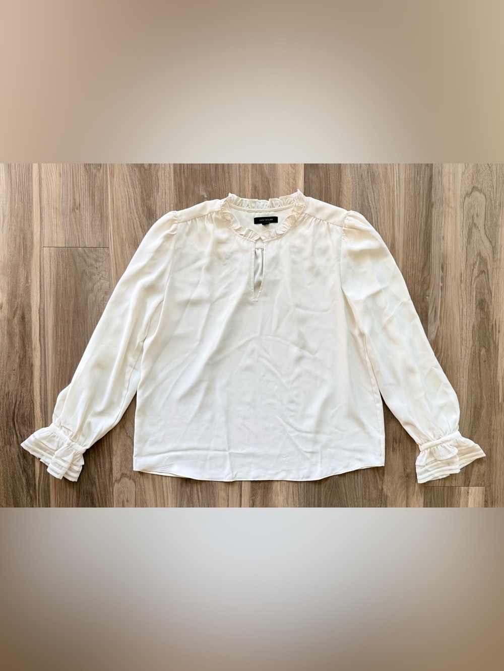 NWT Ann Taylor Ivory Blouse Size L